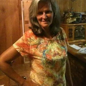 Meet your Posher, Pamela